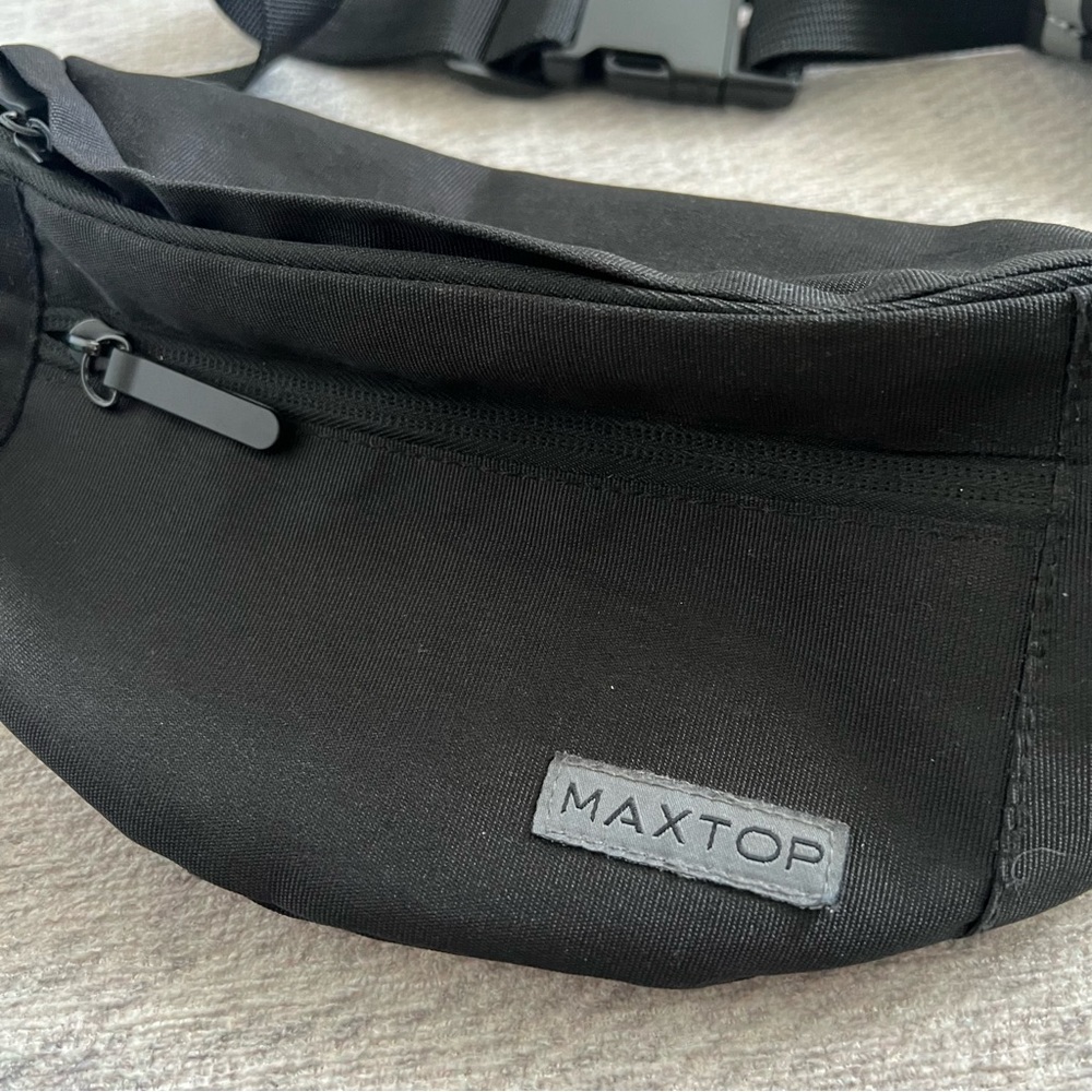 Maxtop Adult Unisex Black Hobo Fanny Pack Belt Bag - Picture 2 of 6